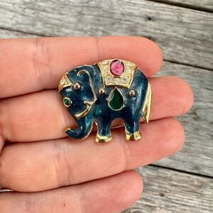 Vintage Jewelry Elephant Brooch Elephant Pin Elephant Jewelry